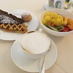 Byron Отель Форте-деи-Марми