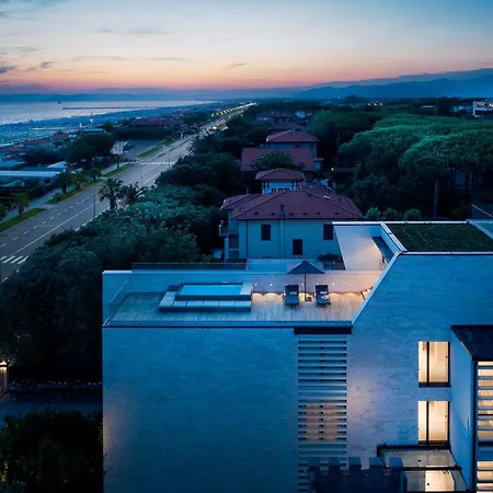 Byron 5* Forte dei Marmi