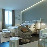 Byron Hotel 5*